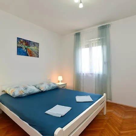 Apartment Fuer 4 Personen Ca 90 Qm In Medulin, Istrien Suedkueste Von Istrien